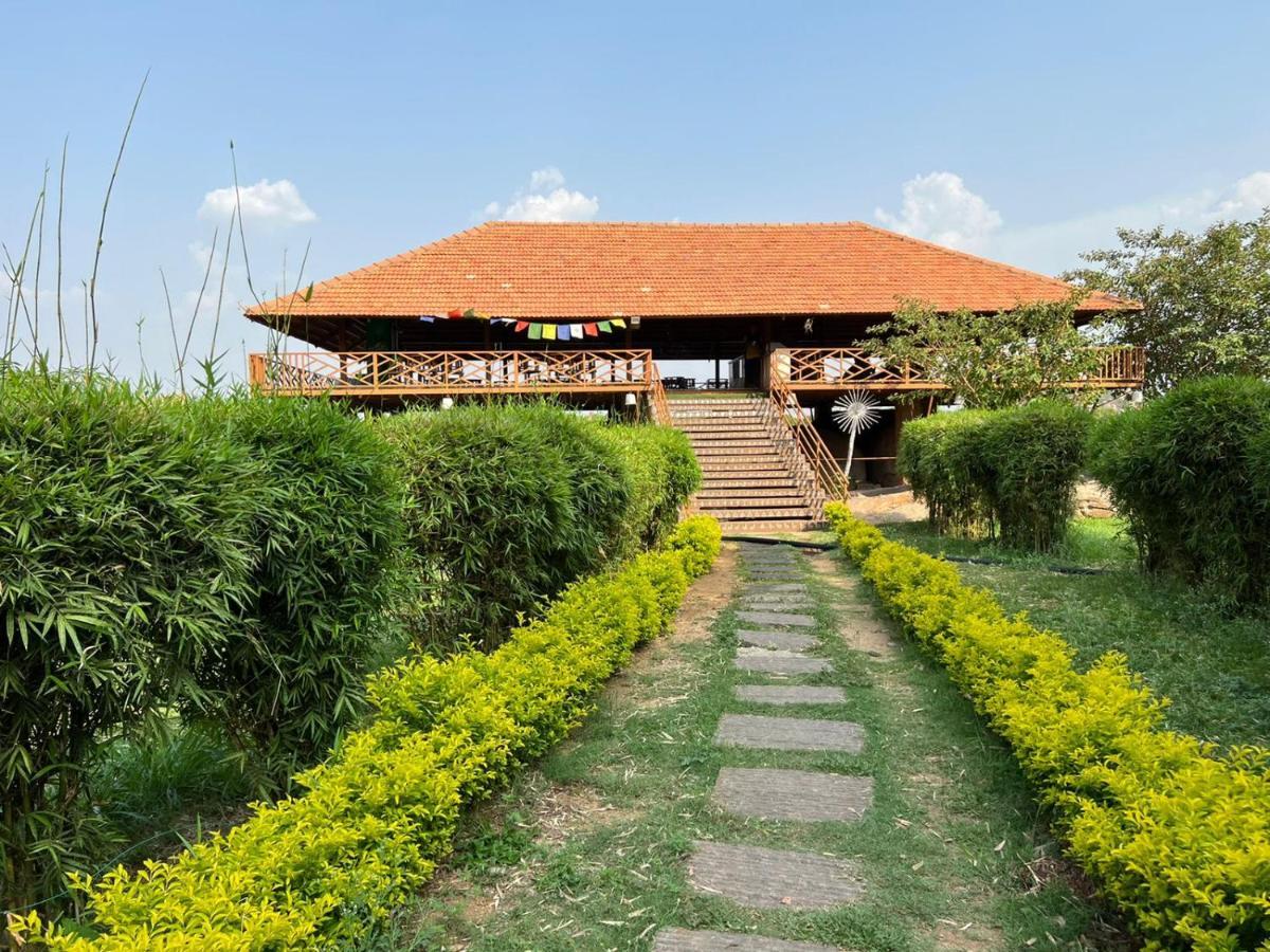 Leo Wodden Resort Hampi Exterior foto