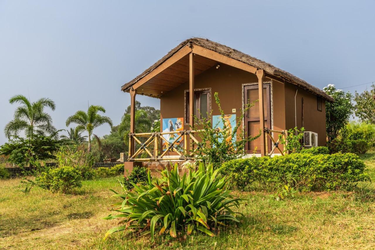 Leo Wodden Resort Hampi Exterior foto