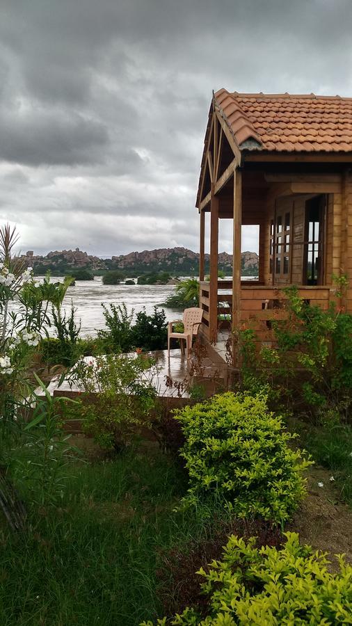 Leo Wodden Resort Hampi Exterior foto